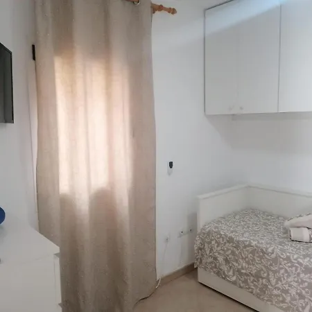 Appartamento Top A M.200 Dal Mare, Max Confort 度假居